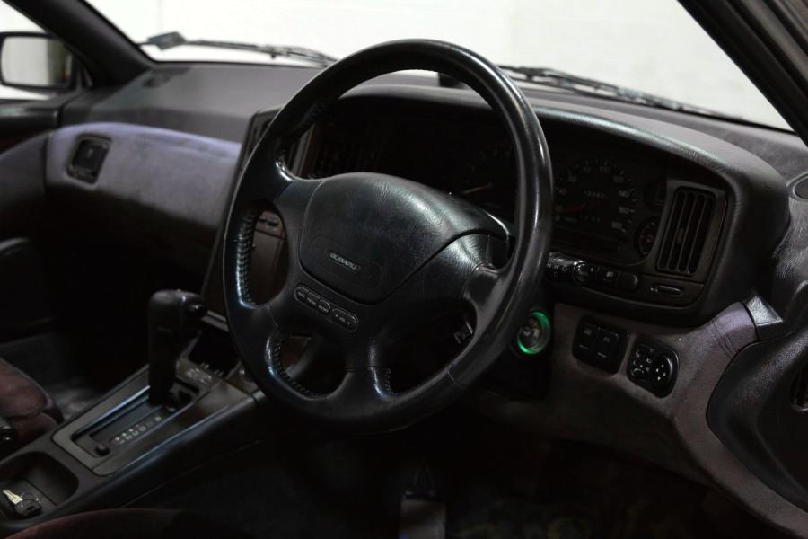 Панель приборов Subaru SVX (CXW-004170) 1994 года  (NA) (фото 24 из 36)